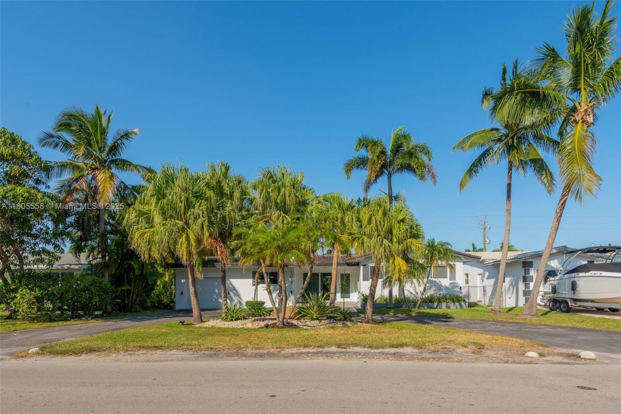 1025 Washington St, Hollywood, FL 33019 Photo