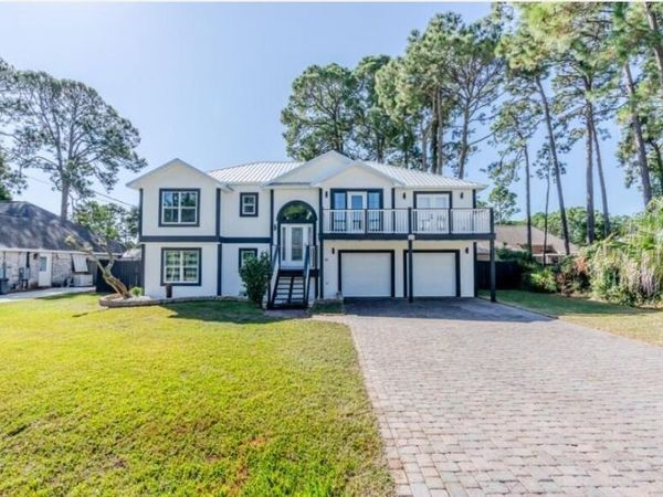 641 Bayshore Dr Drive, Destin, FL 32550