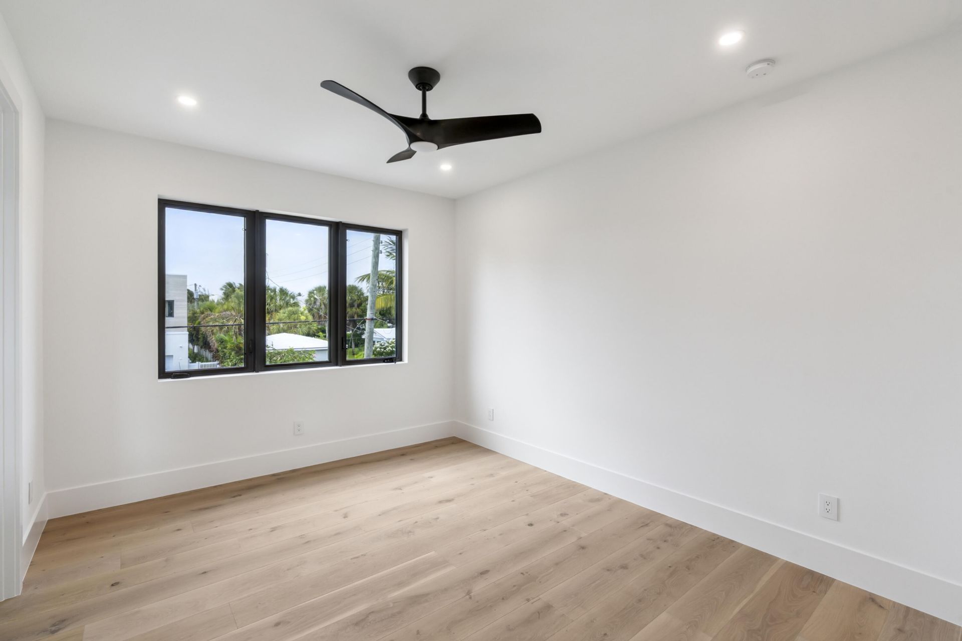 345 Churchill Road, West Palm Beach, FL 33405 Photo