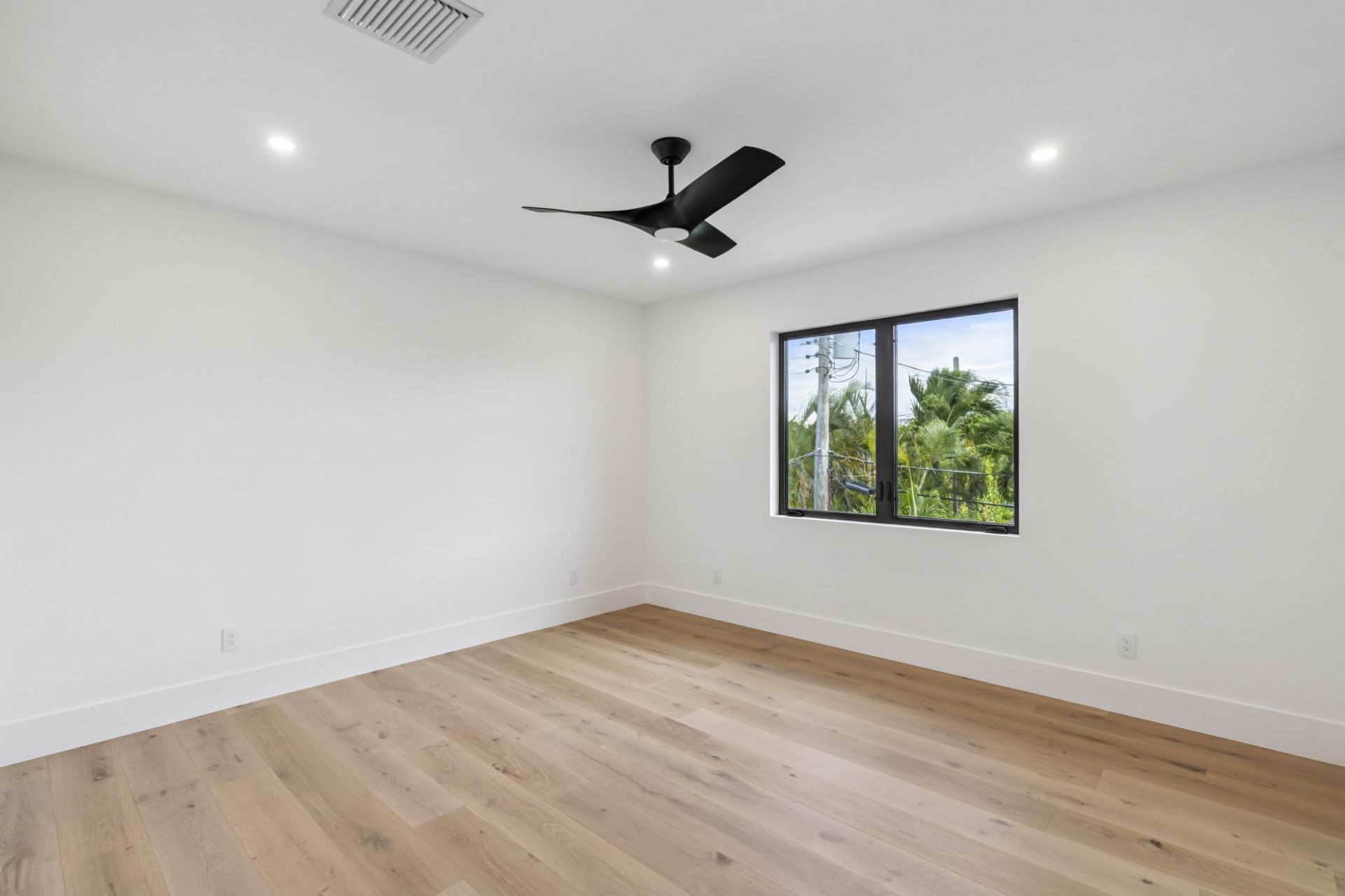 345 Churchill Road, West Palm Beach, FL 33405 Photo