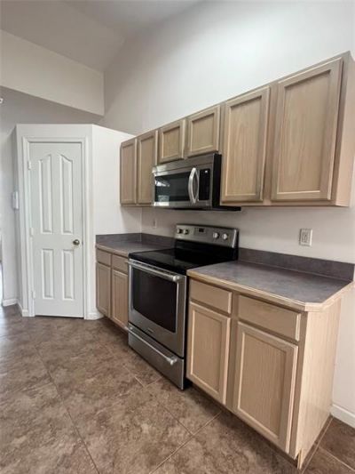 2458 SE Wald St, Port Saint Lucie, FL 34984 Photo