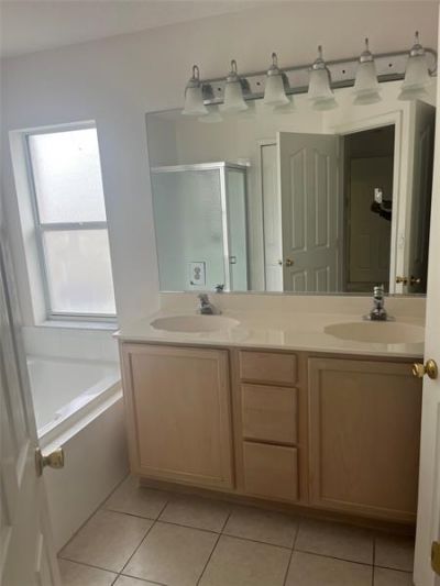 2458 SE Wald St, Port Saint Lucie, FL 34984 Photo