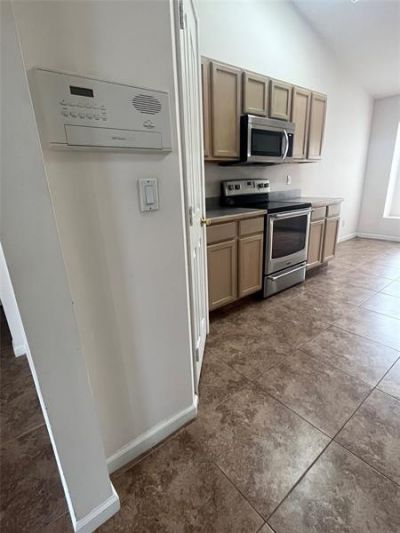 2458 SE Wald St, Port Saint Lucie, FL 34984 Photo