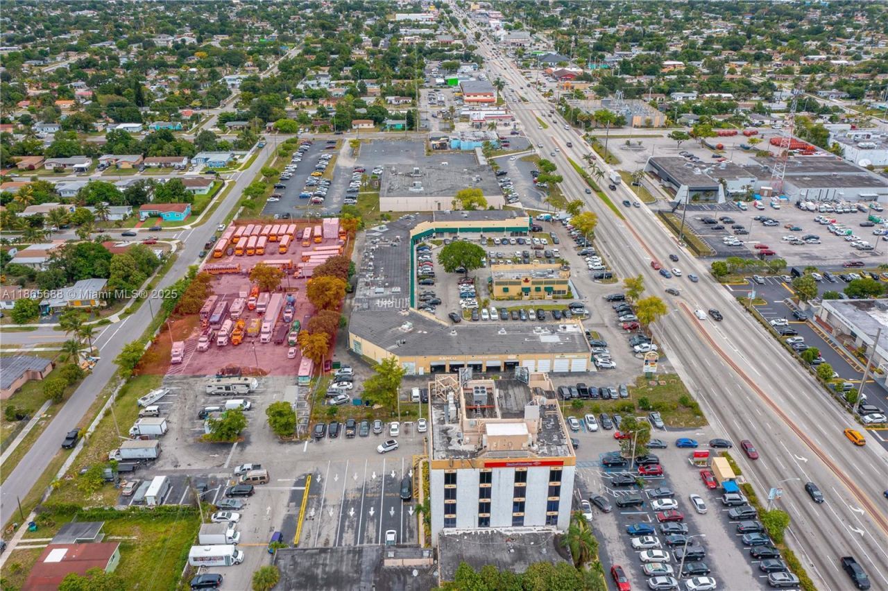 18352 NW 2nd Ave, Miami Gardens, FL 33169 Photo