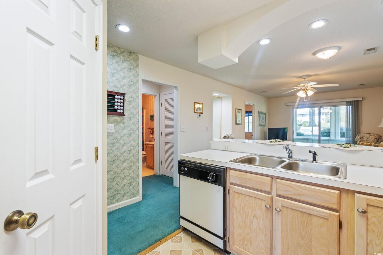 4648 Greenbriar Dr. Photo 11