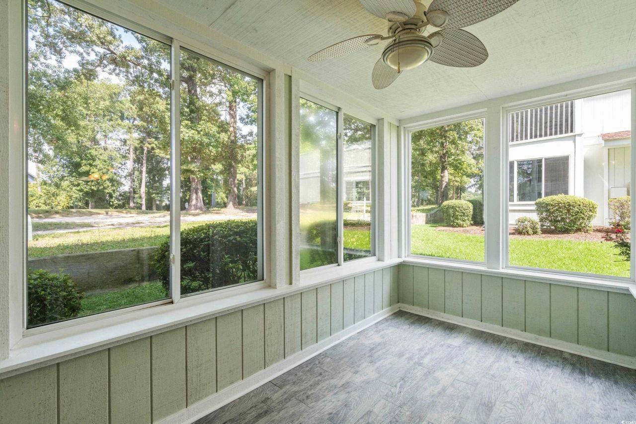 4648 Greenbriar Dr. Photo 25