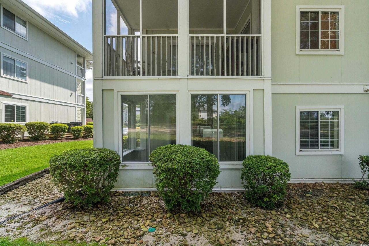 4648 Greenbriar Dr. Photo 30