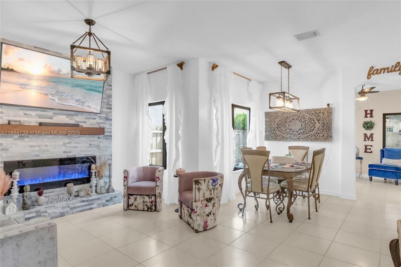 1635 SE 20th Ter, Homestead, FL 33035 Photo