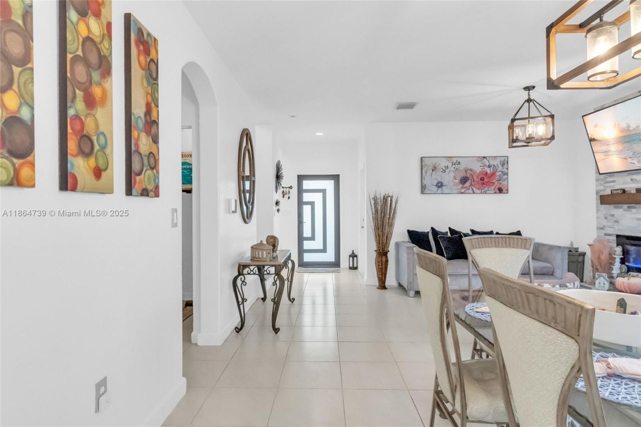 1635 SE 20th Ter, Homestead, FL 33035 Photo