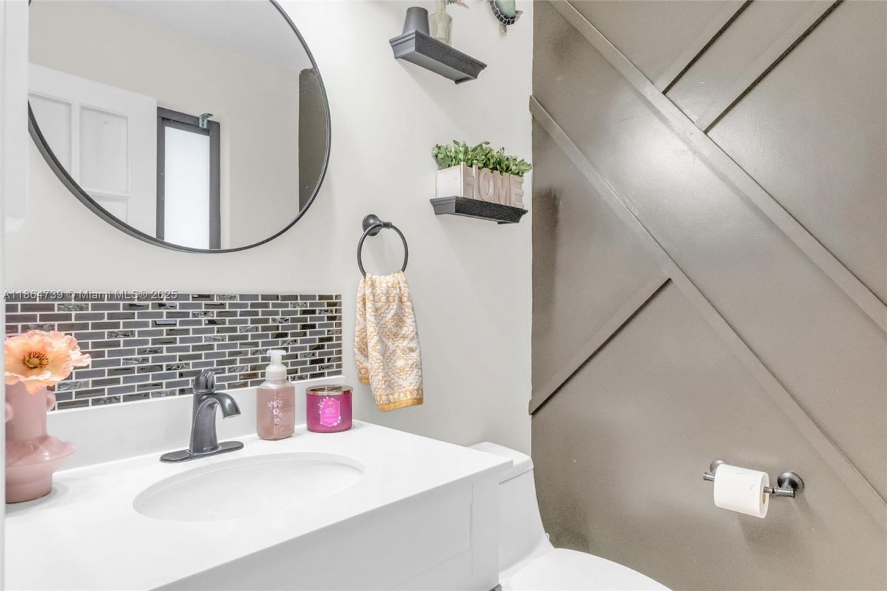 1635 SE 20th Ter, Homestead, FL 33035 Photo