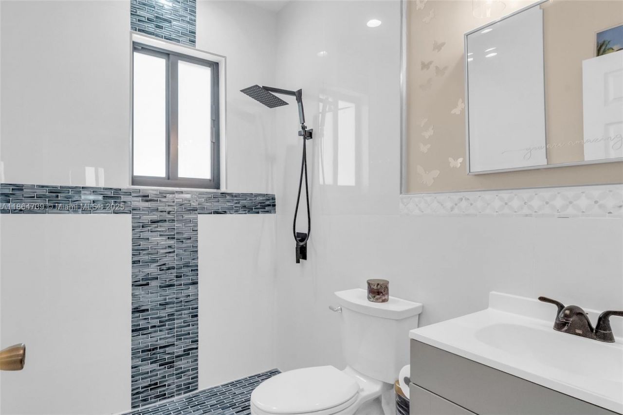 1635 SE 20th Ter, Homestead, FL 33035 Photo