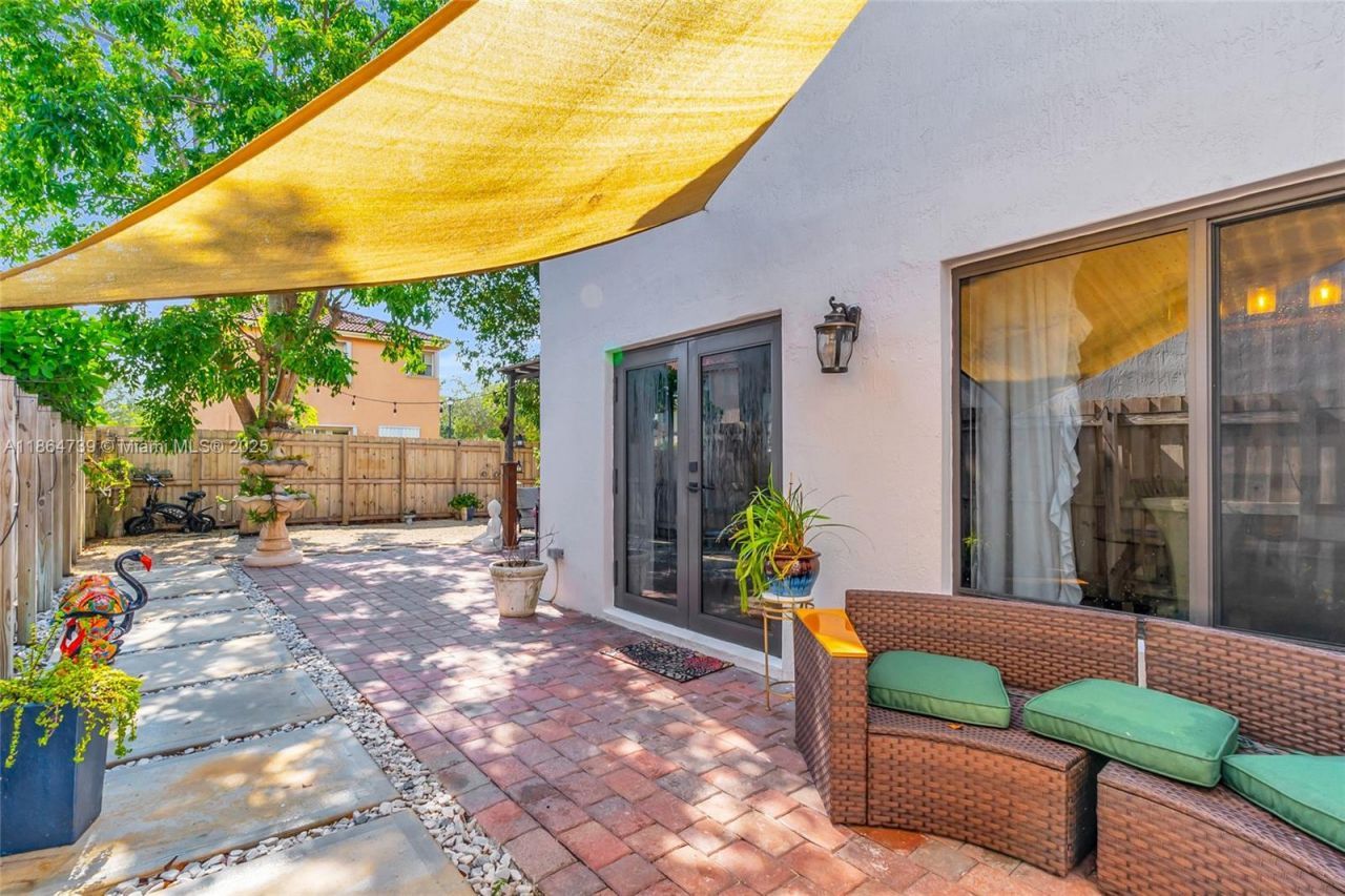 1635 SE 20th Ter, Homestead, FL 33035 Photo