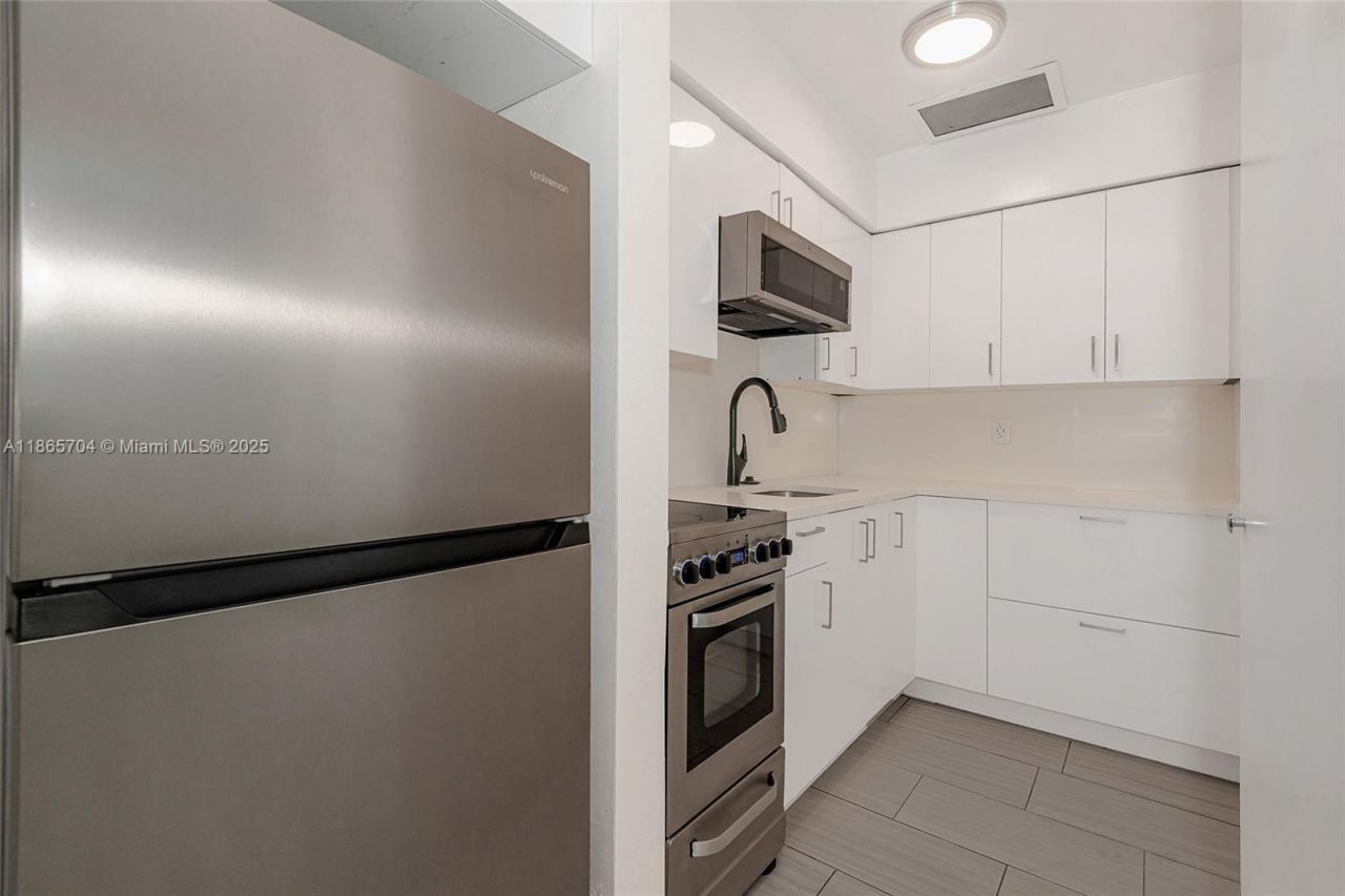 2901 Polk St, Unit 10, Hollywood, FL 33020 Photo