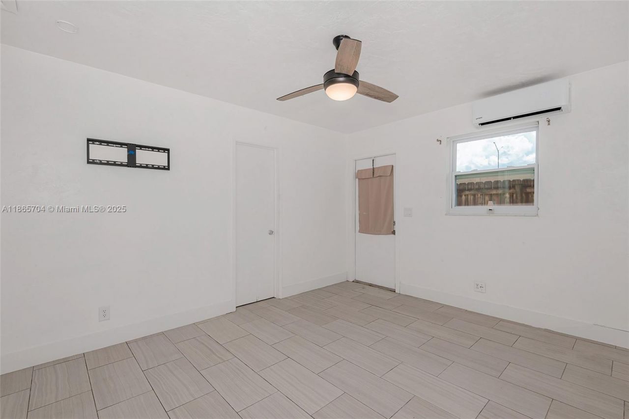 2901 Polk St, Unit 10, Hollywood, FL 33020 Photo