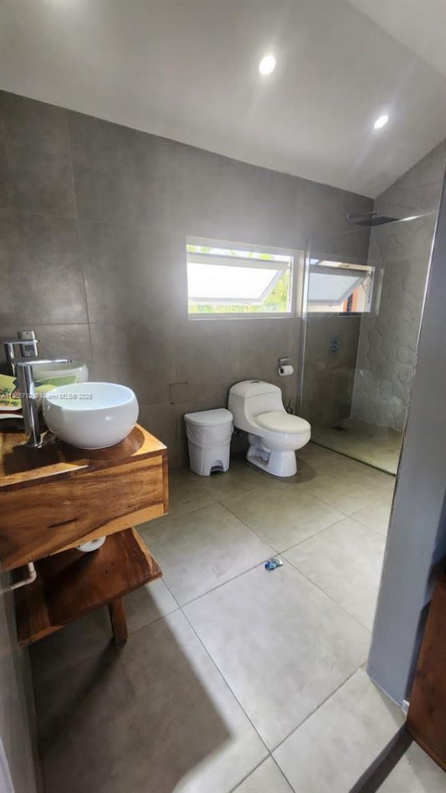 00 Villa,montego Bay, Jamaica, , NA 00000 Photo