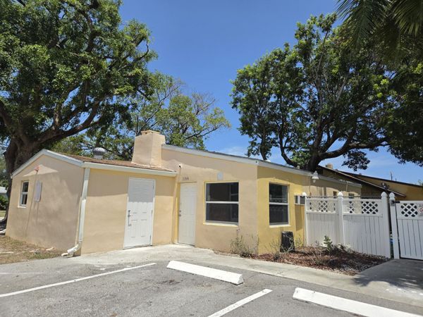 1100 NE 23rd Drive, Wilton Manors, FL 33305