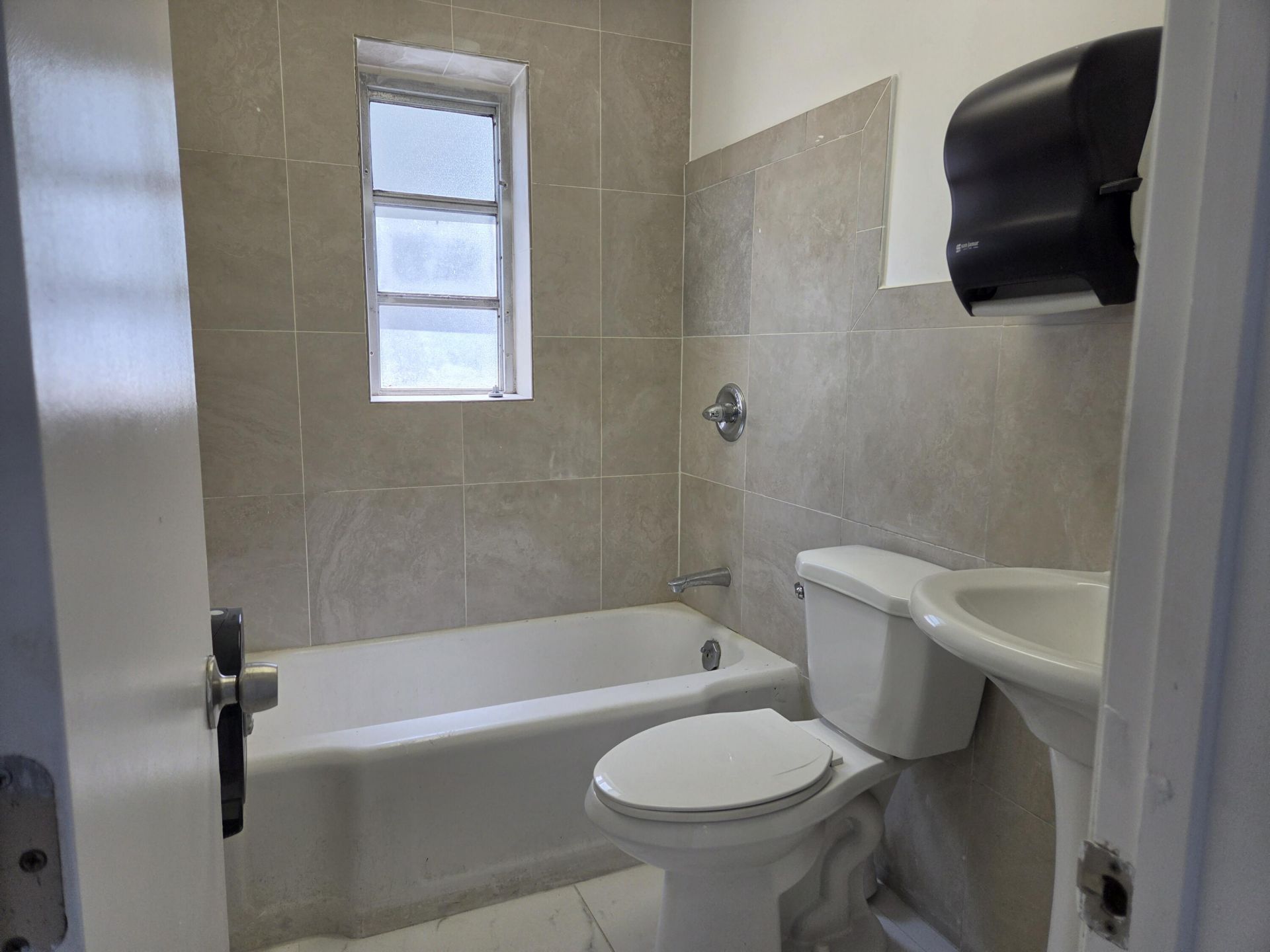 1100 NE 23rd Drive, Wilton Manors, FL 33305 Photo
