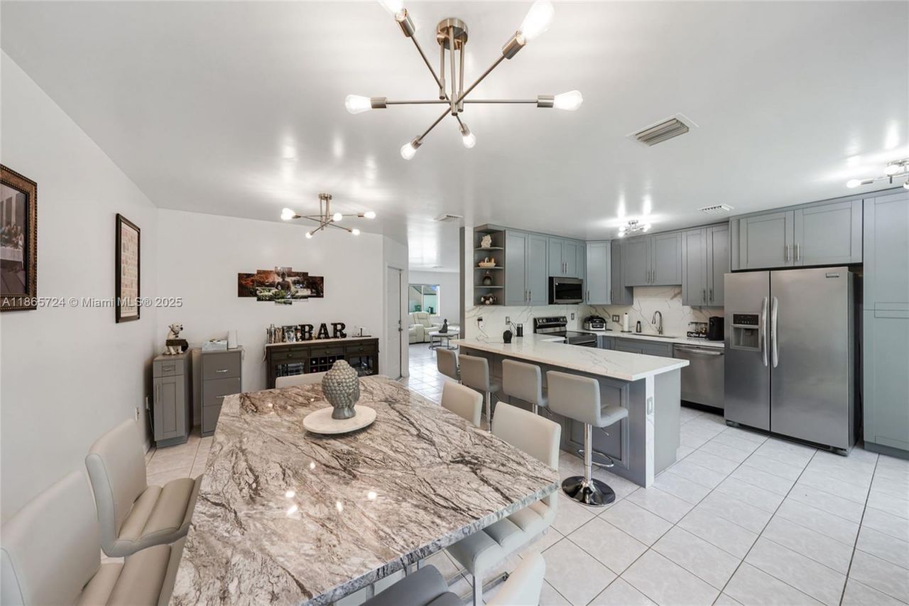 21006 SW 125th Ct Rd, Miami, FL 33177 Photo