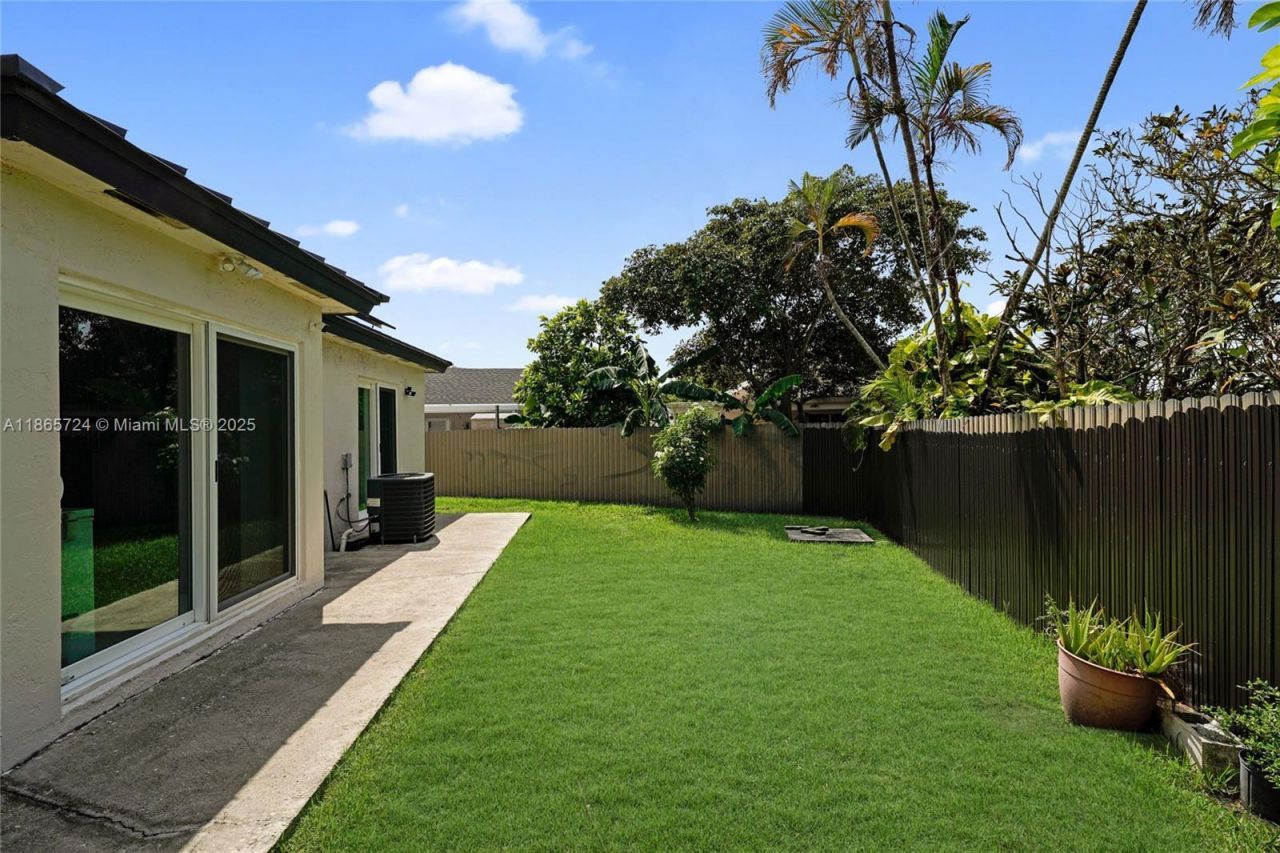 21006 SW 125th Ct Rd, Miami, FL 33177 Photo