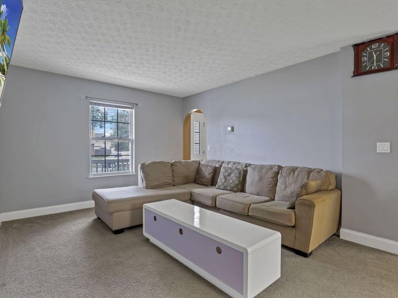 5830 Canal Bridge Drive, Canal Winchester, OH 43110 Photo 6