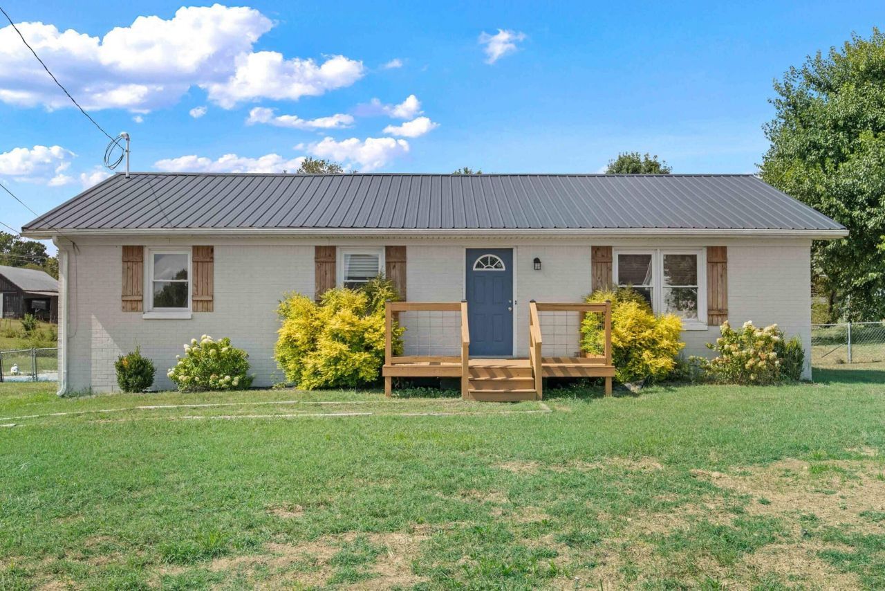 129 Walker Lane, Lawrenceburg, KY 40342 Main Photo