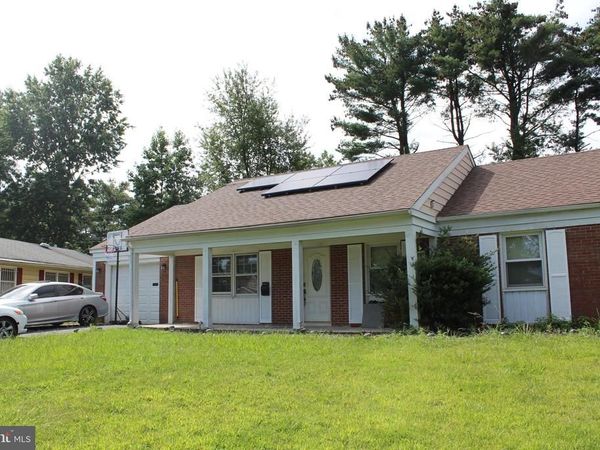 34 GARRISON CIRCLE, WILLINGBORO, NJ 08046