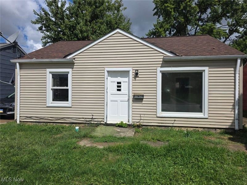 12620 Grimsby Avenue, Cleveland, OH 44135 Photo 2