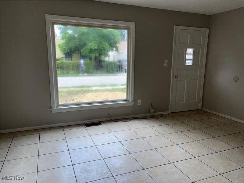 12620 Grimsby Avenue, Cleveland, OH 44135 Photo 5