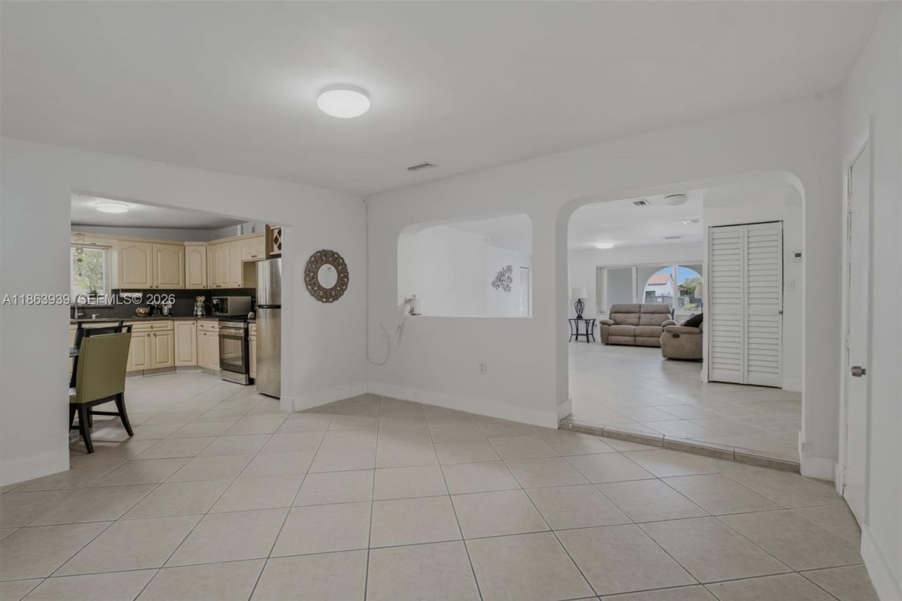6553 SW 148th Pl, Miami, FL 33193 Photo