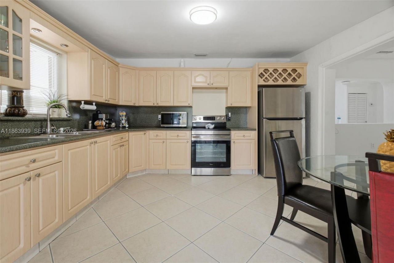 6553 SW 148th Pl, Miami, FL 33193 Photo