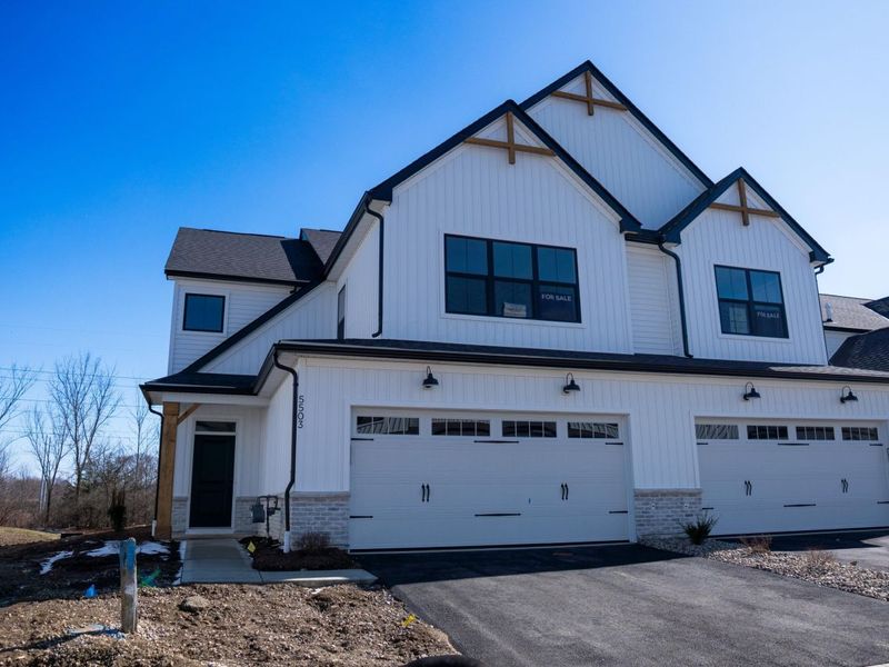 5503 Fawnsbury Court, Powell, OH 43065 Photo 1