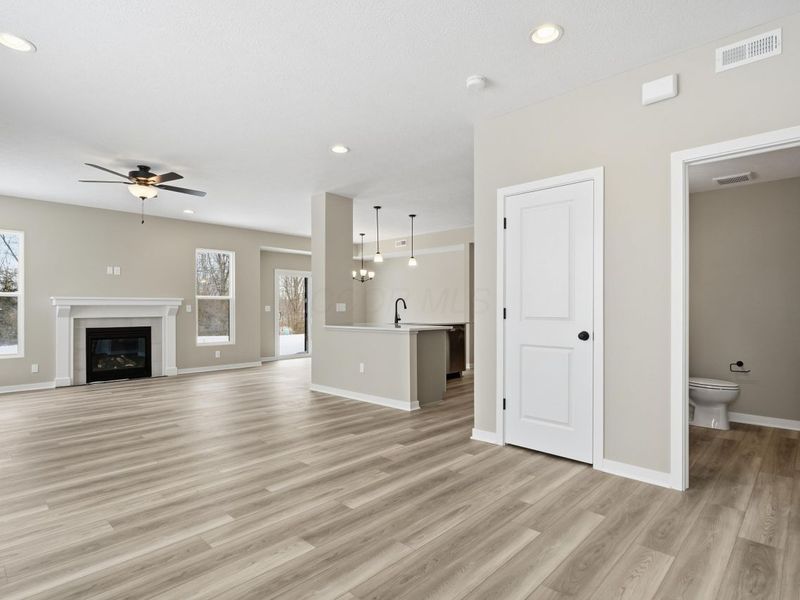 5503 Fawnsbury Court, Powell, OH 43065 Photo 4