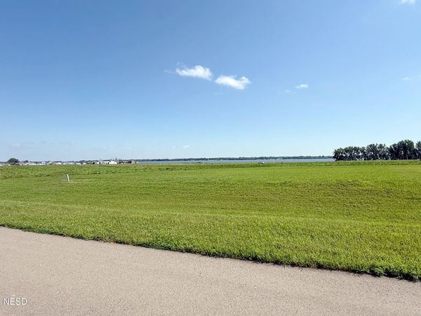 L2 B7 17TH AVENUE SW, Watertown, SD 57201