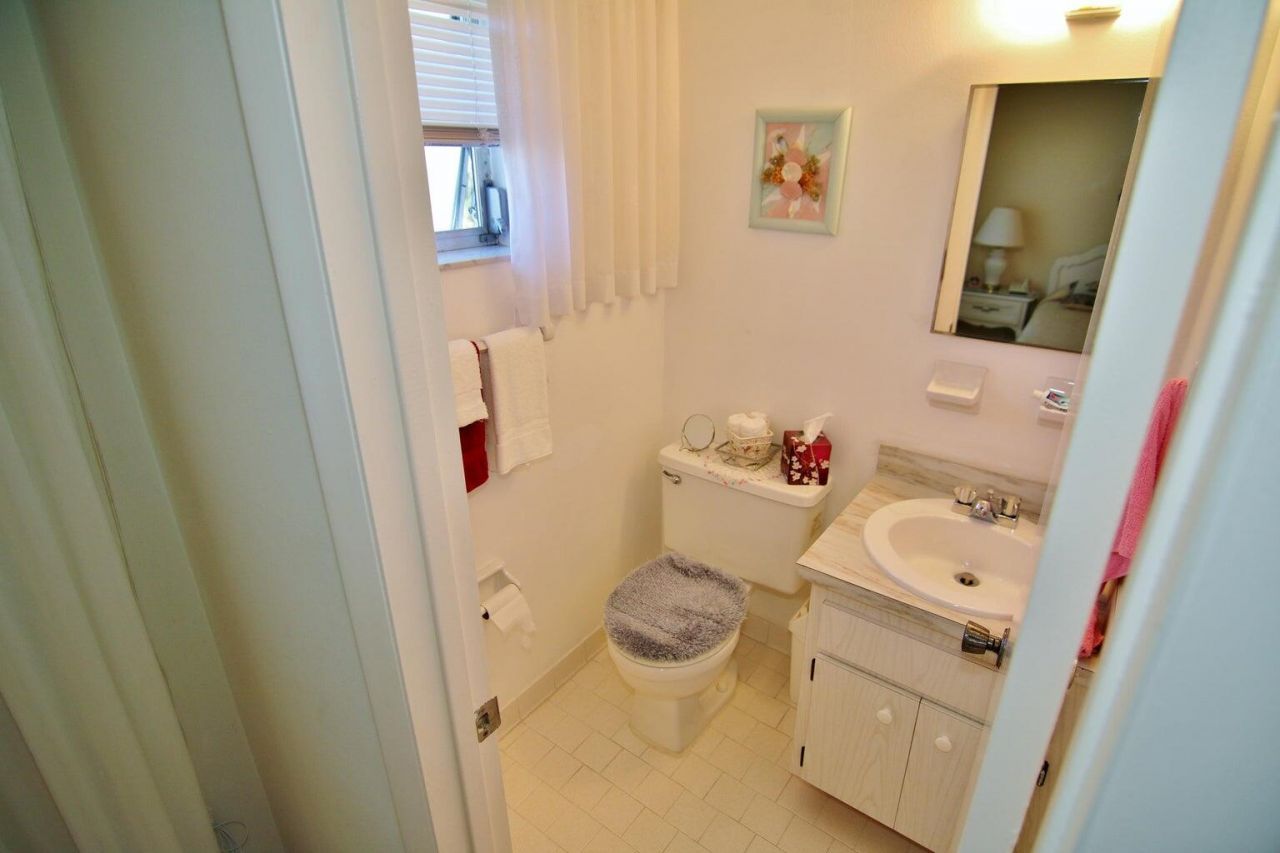1753 3rd Avenue N, Unit 206, Lake Worth Beach, FL 33460 Photo