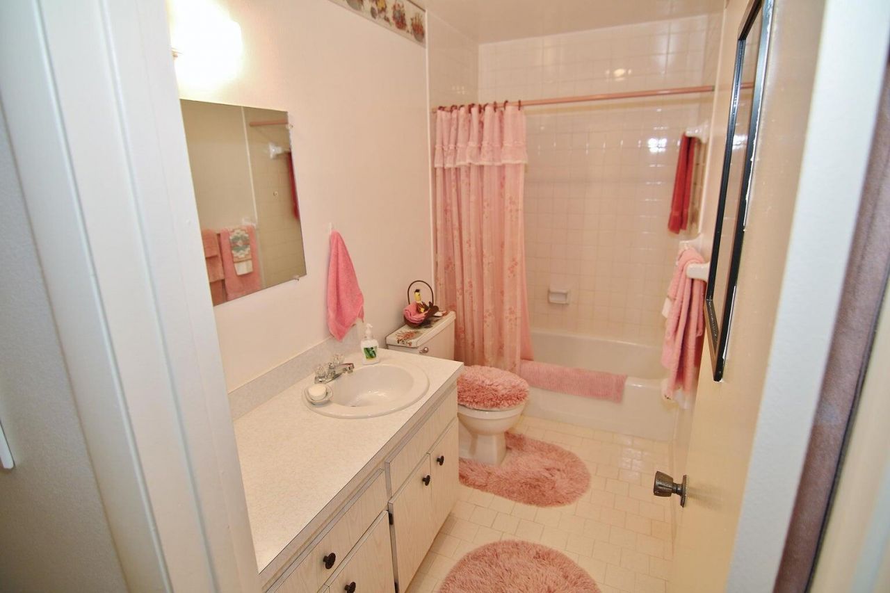 1753 3rd Avenue N, Unit 206, Lake Worth Beach, FL 33460 Photo