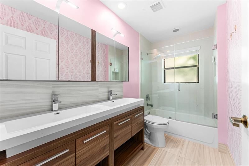 1115 Creekford Drive, Weston, FL 33326 Photo