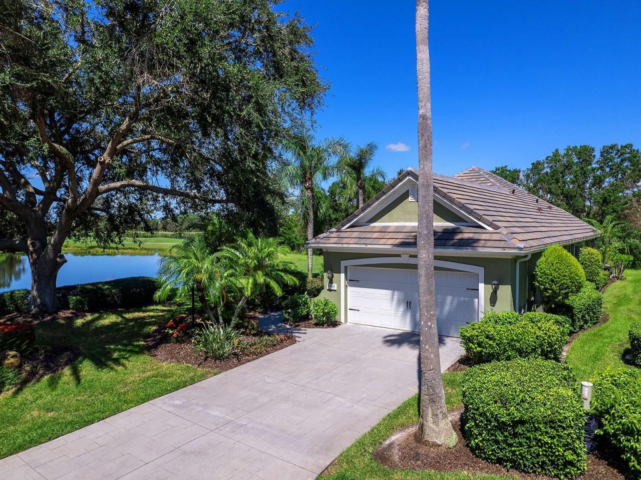 6505 Oakland Hills Drive, Lakewood Ranch, FL 34202 Photo