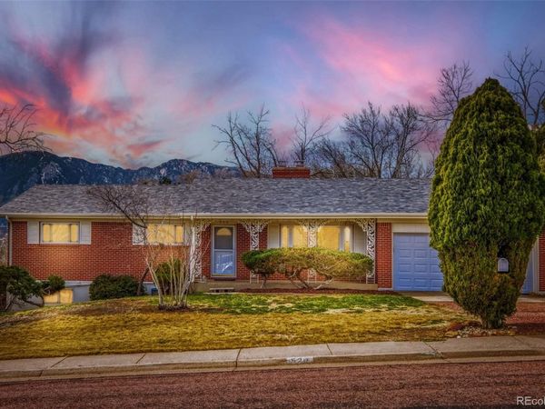 520 Crestridge Avenue, Colorado Springs, CO 80906
