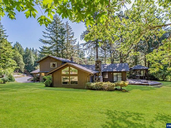 23547 Woods Creek Rd, Philomath, OR 97370