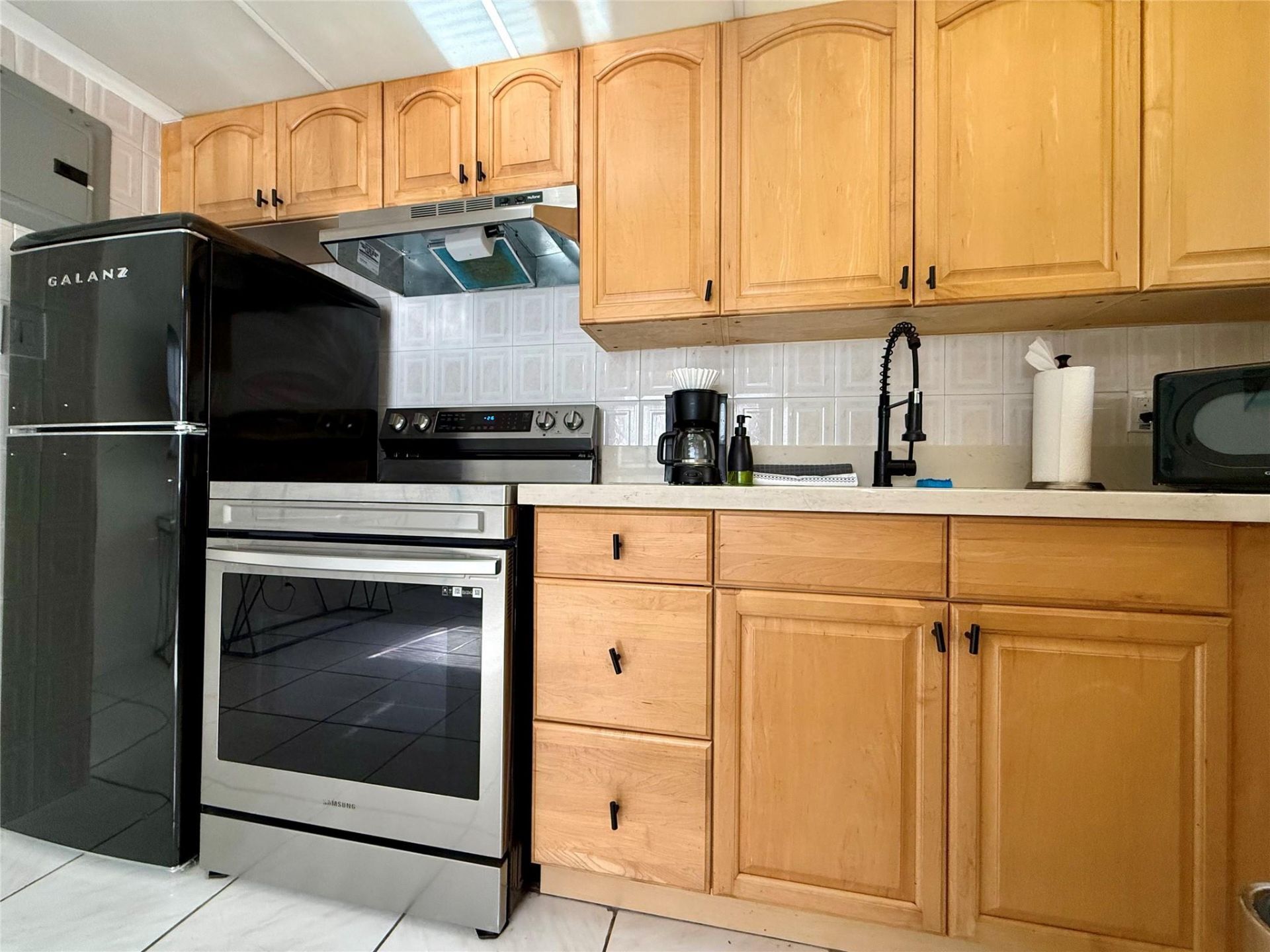 3210 Canal Drive, Unit 8, Pompano Beach, FL 33062 Photo