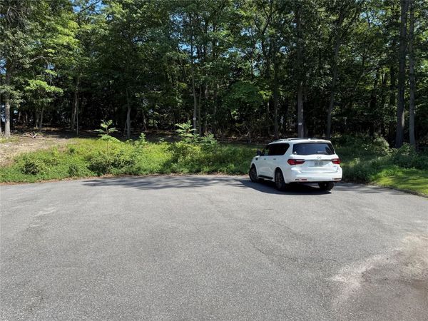 Samantha Lane, Port Jefferson Station, NY 11777