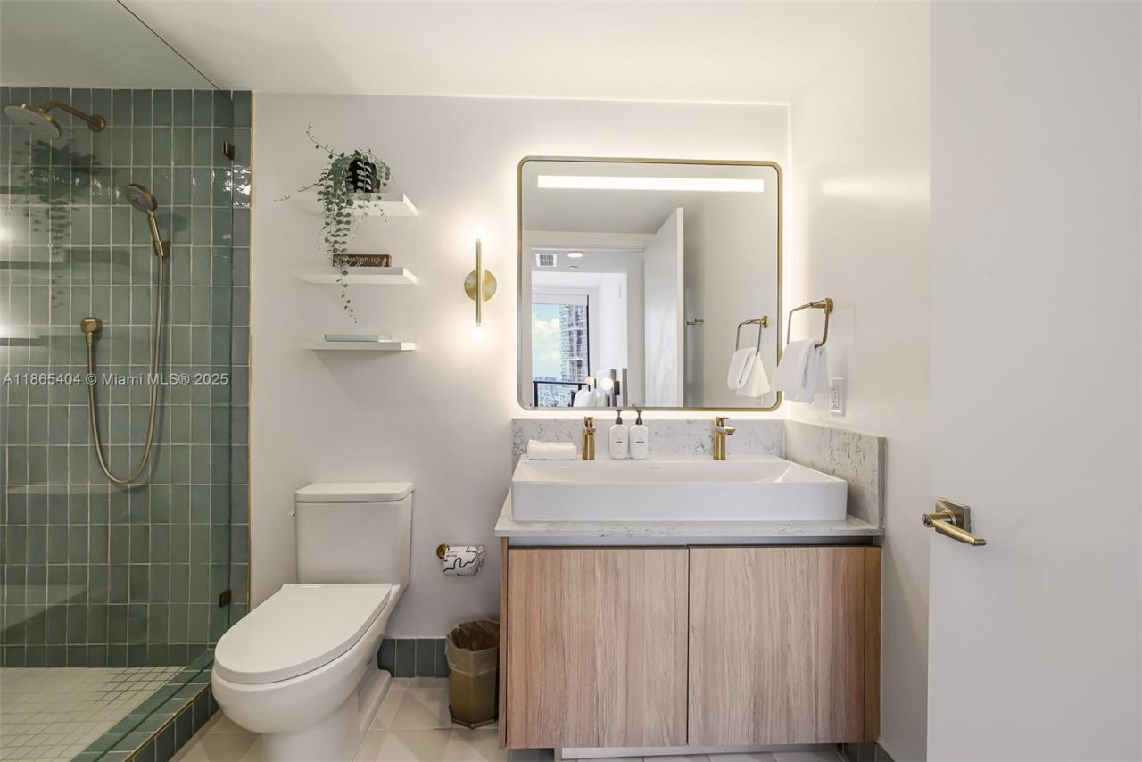 159 NE 6th St, Unit 3601, Miami, FL 33132 Photo