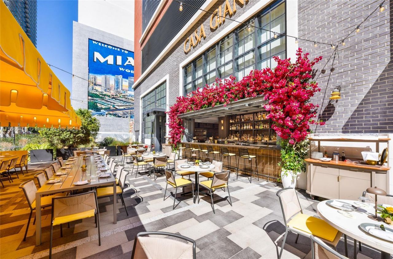 159 NE 6th St, Unit 3601, Miami, FL 33132 Photo