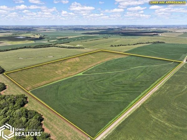 3355 160 St., Randolph, IA 51649