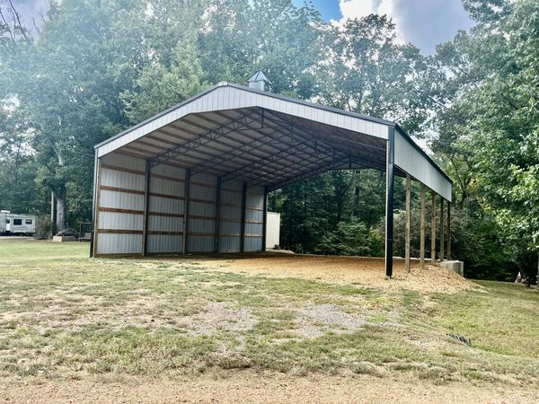 250 Teal Ln, Savannah, TN 38372