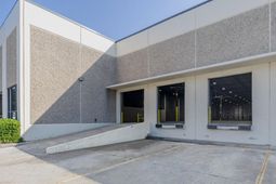 4750 Goer Drive photo 4