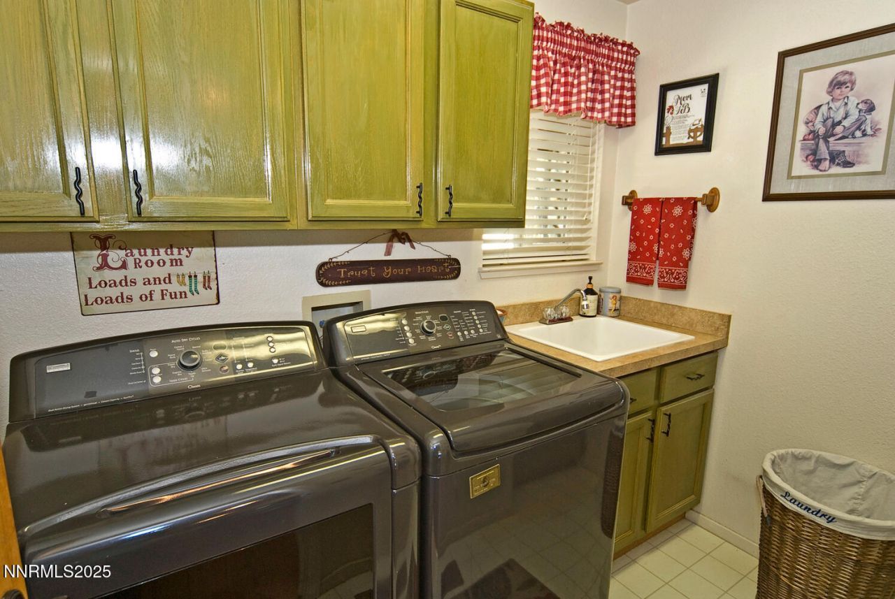 25 Martell Place, Sparks, NV 89441 Photo