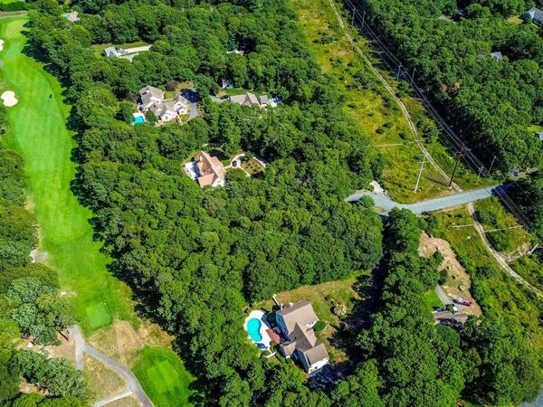 44 Iris Lane, Barnstable, MA 02630