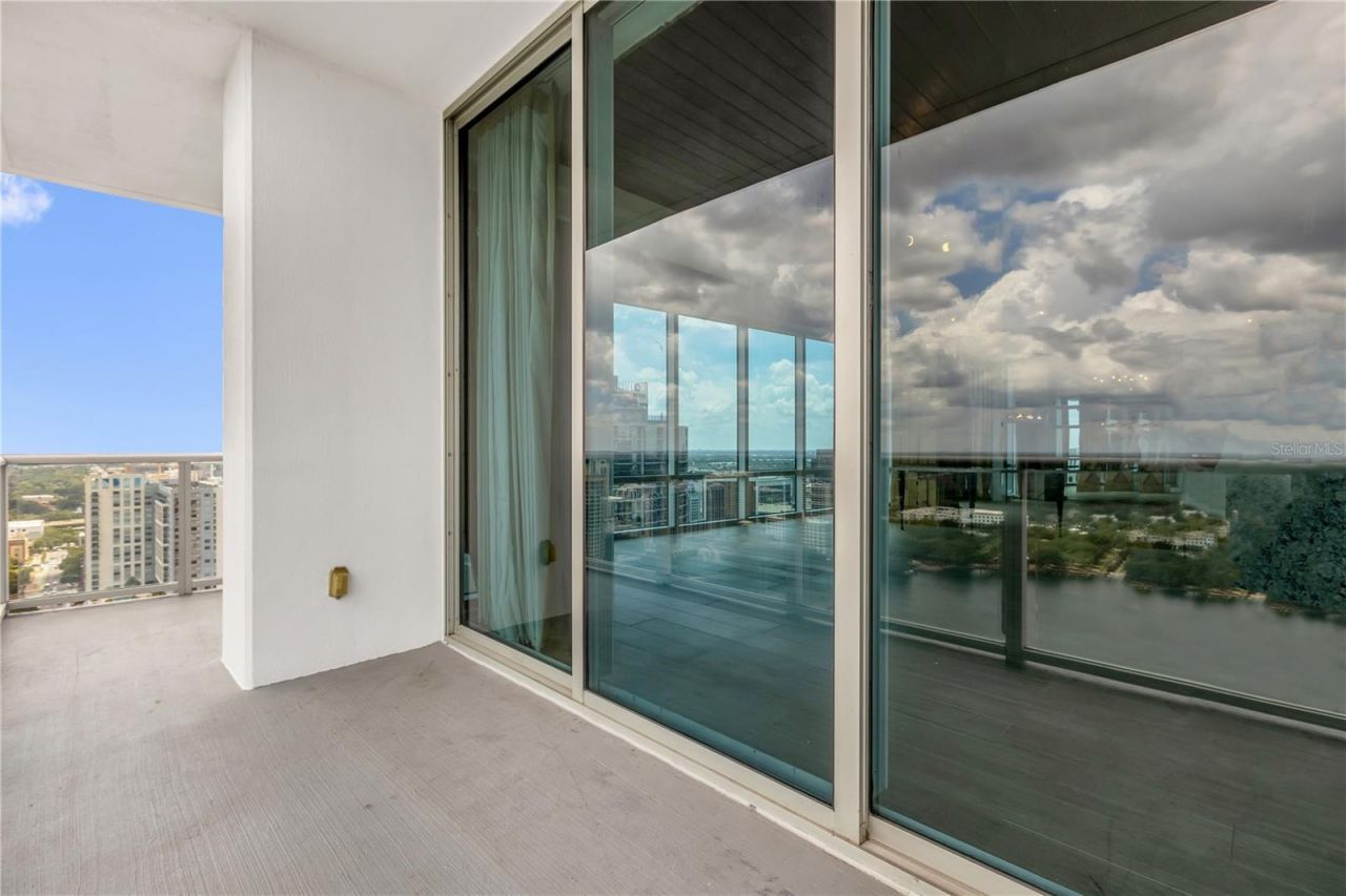 150 E Robinson Street, Unit 2701, Orlando, FL 32801 Photo