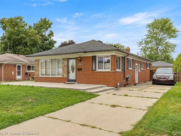 25542 W Warren Street, Dearborn Heights, MI 48127